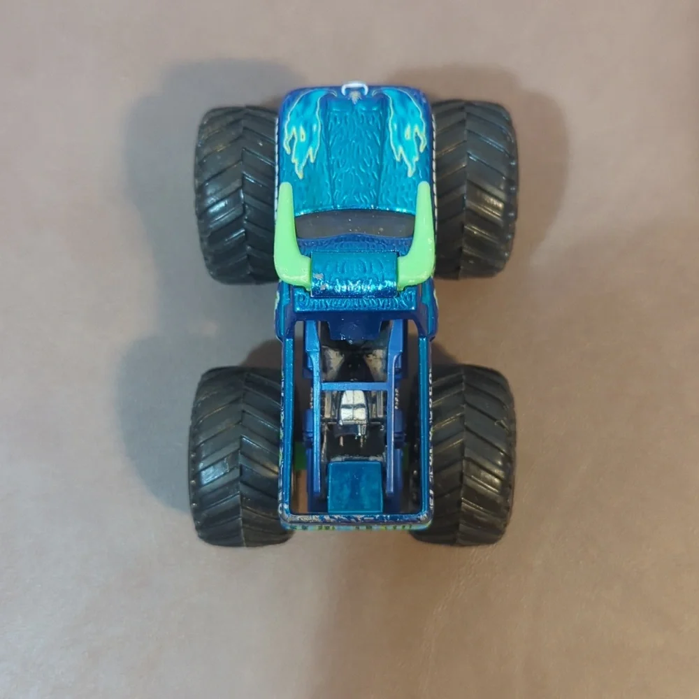 Hot Wheels Monster Truck El Toro Loco Rare Blue 1/64 Scale Mattel